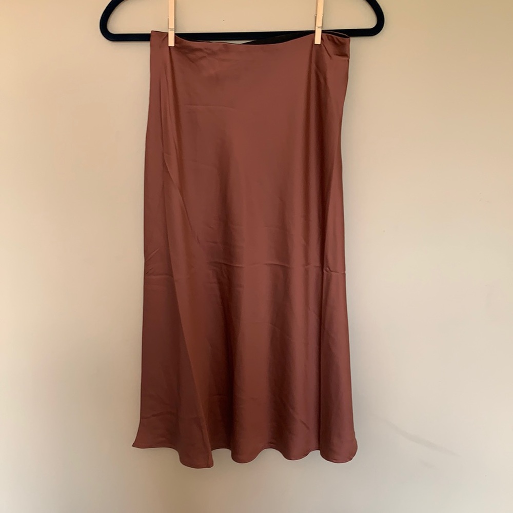 Express midi skirt